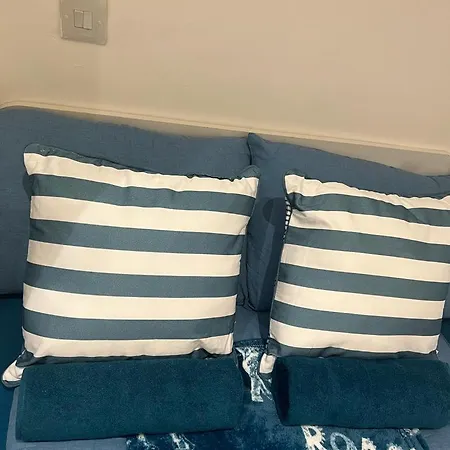 Queenstown Road Studio Flat